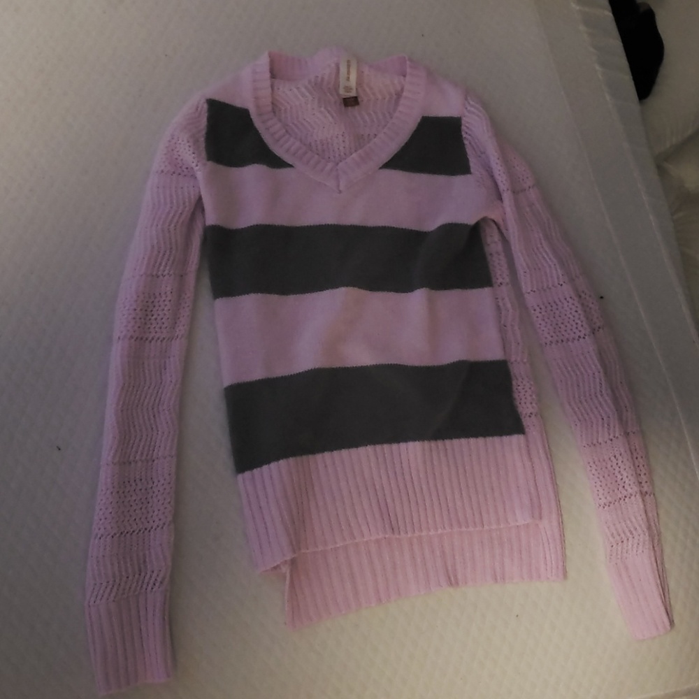 No boundry striped sweater